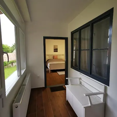 Hűvösvölgy Lókút