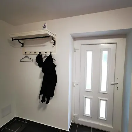 Hűvösvölgy Apartman *