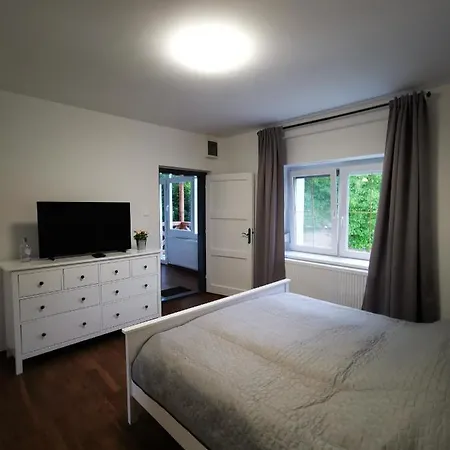 Hűvösvölgy * Lókút