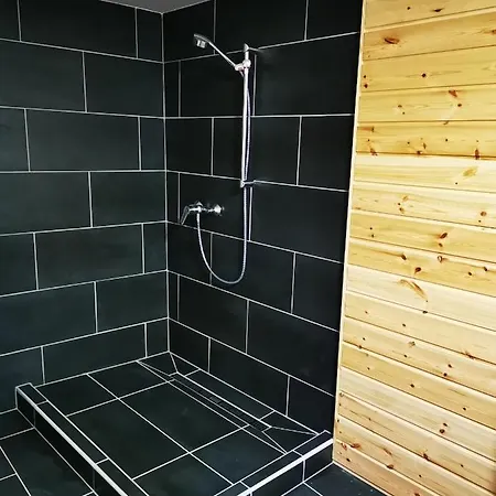 Hűvösvölgy Apartman