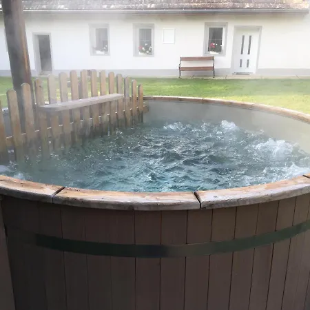 Lägenhet Huvoesvoelgy Vendeghaz